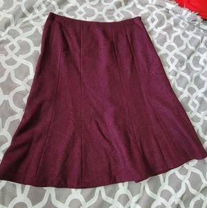 Calvin Klein Aline skirt. Size 2. Mauve.